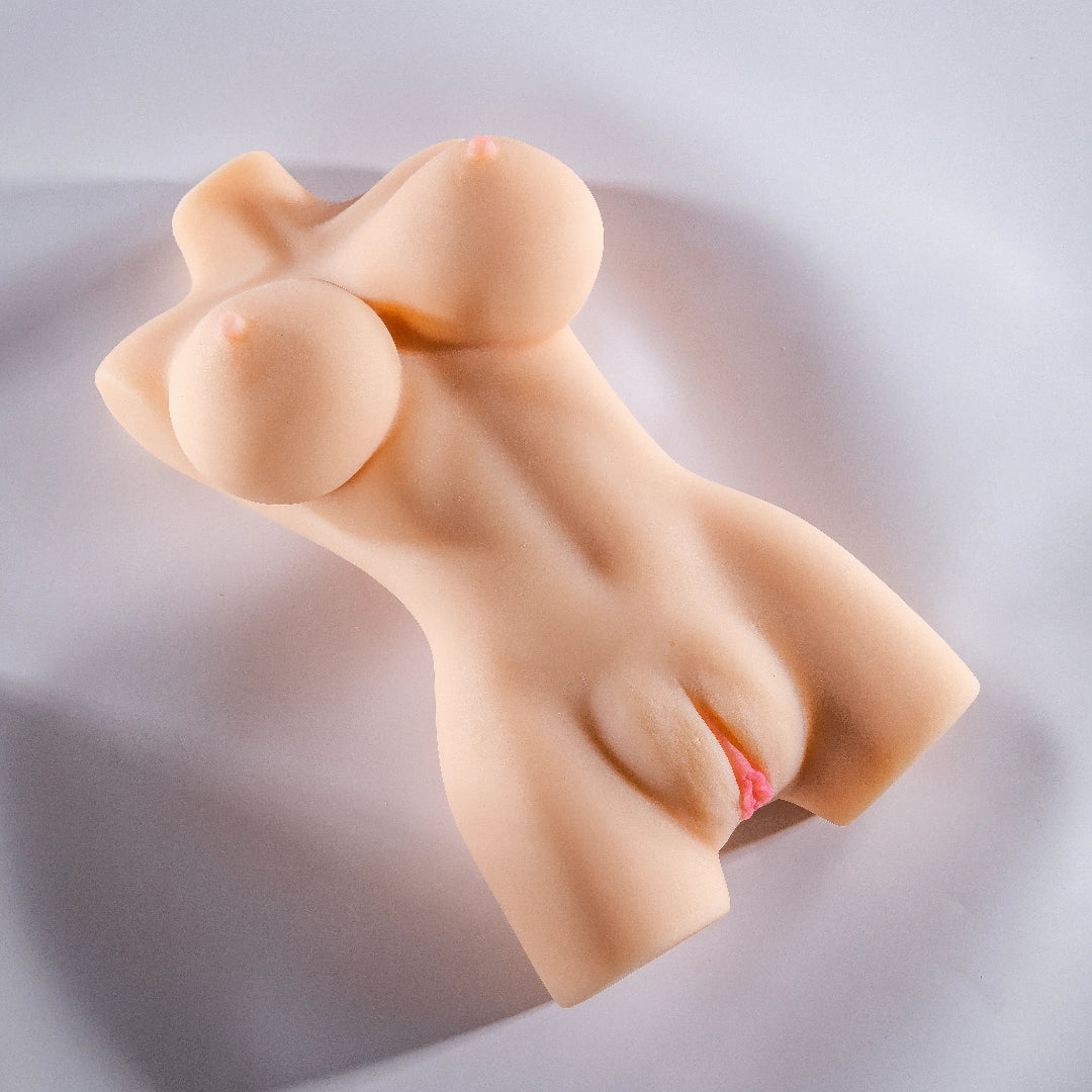 Royal Honeys Boobs Body Torso Monika