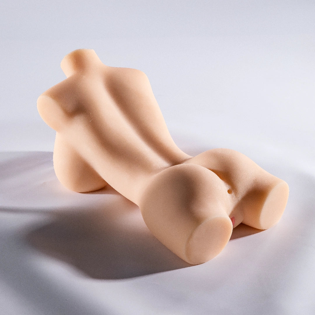 Royal Honeys Boobs Body Torso Monika